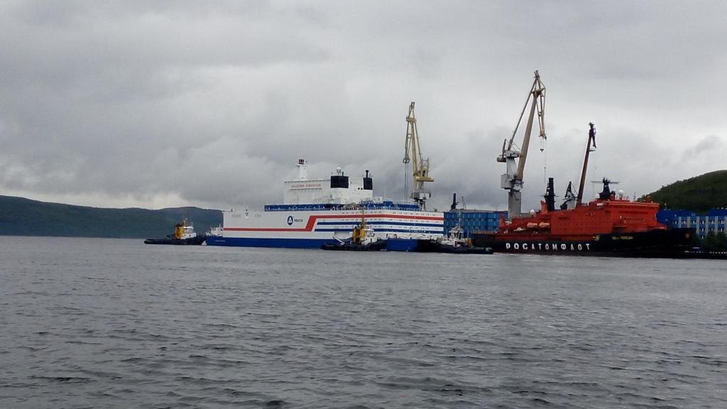 Akademik Lomonosov