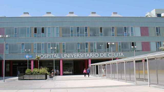 Imagen exterior del Hospital Universitario de Ceuta.