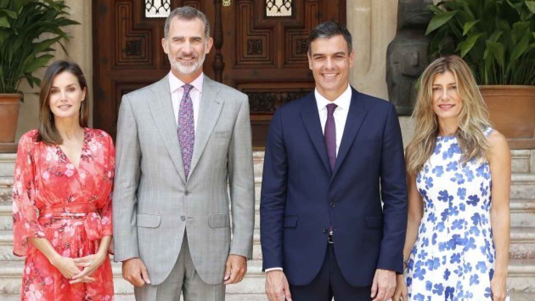 Felipe y Letizia junto a Pedro Sánchez y su mujer, Begoña.