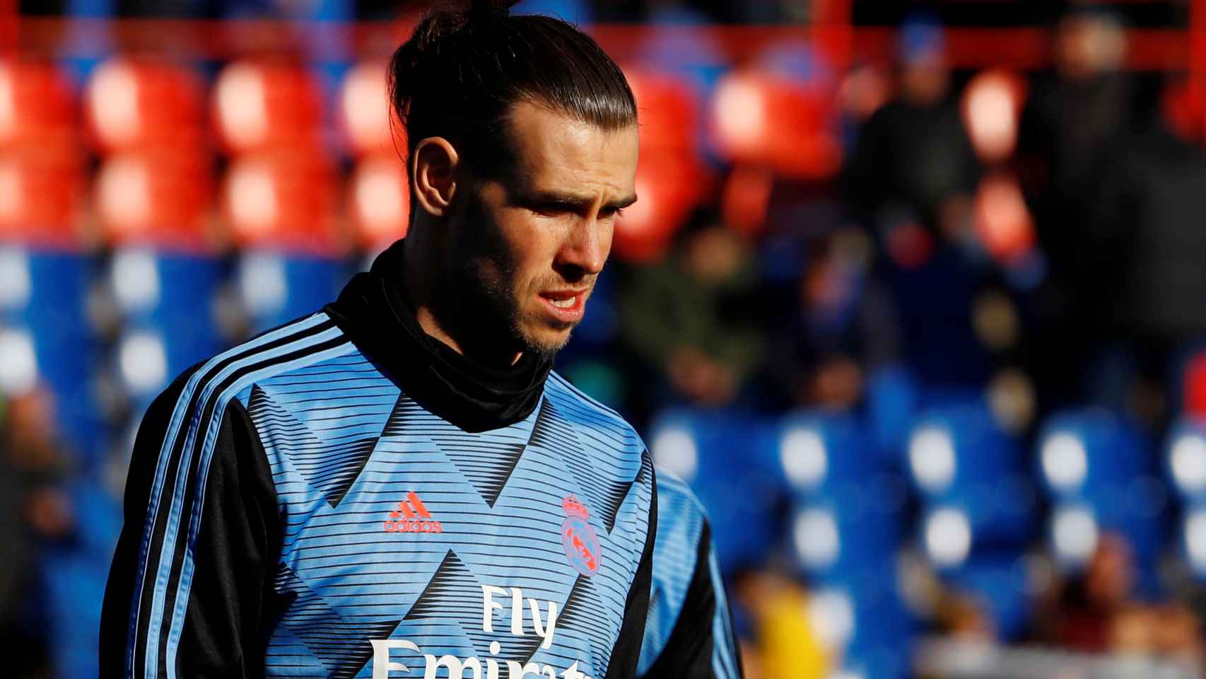 Gareth Bale, calentando antes del partido en Getafe