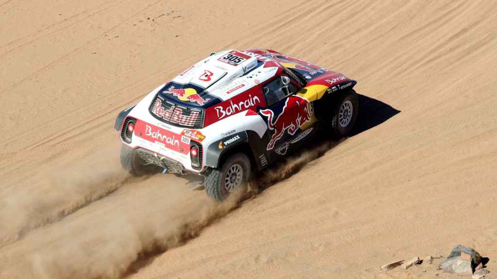 Carlos Sainz en la segunda etapa del Dakar 2020