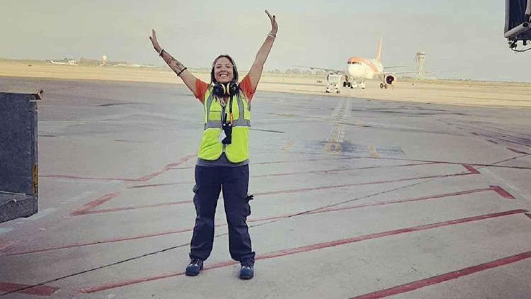 Mónica había comenzado a trabajar en el aeropuerto de Barcelona.