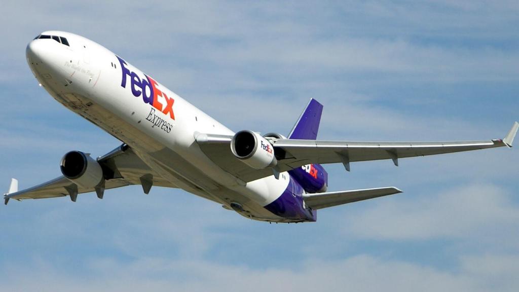 MD-11 de FedEx equipado con Guardian en la parte trasera de la panza del avión