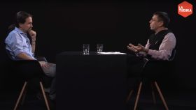 Iglesias entrevista a Monedero en 'Otra vuelta de Tuerka'.