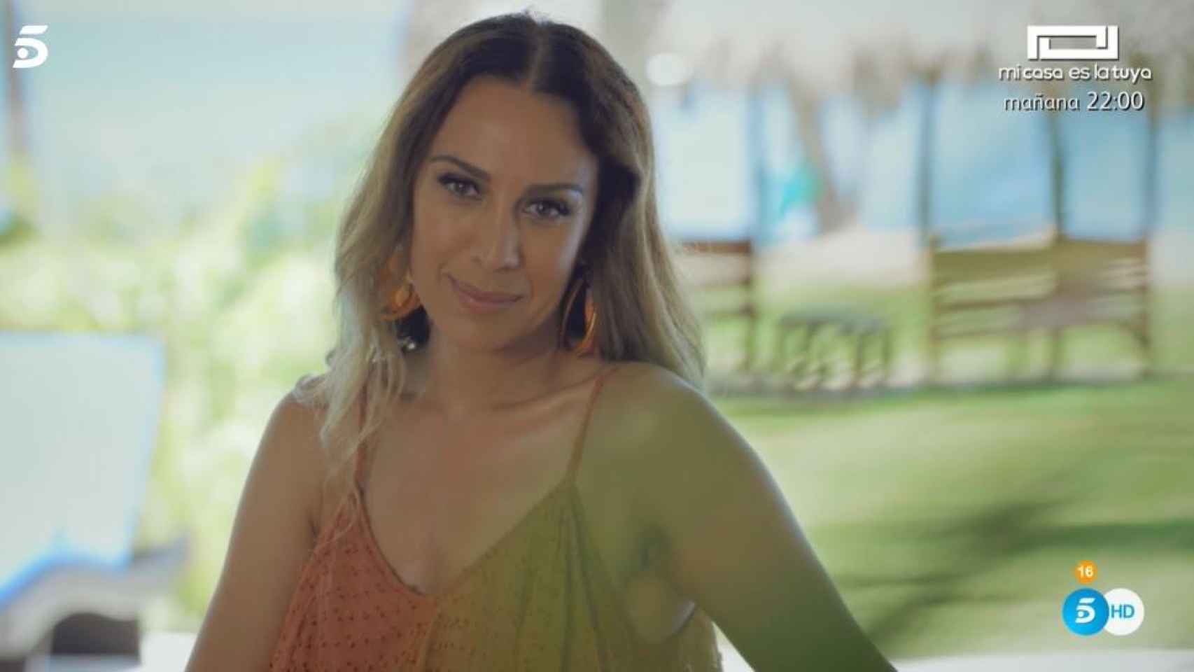 Mónica Naranjo en el estreno de 'La isla de las tentaciones'.