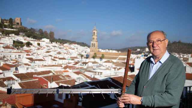 Rafael Lorenzo Hidalgo fundó KTV en 1986 tras colocar una antena en el campanario de Constantina.
