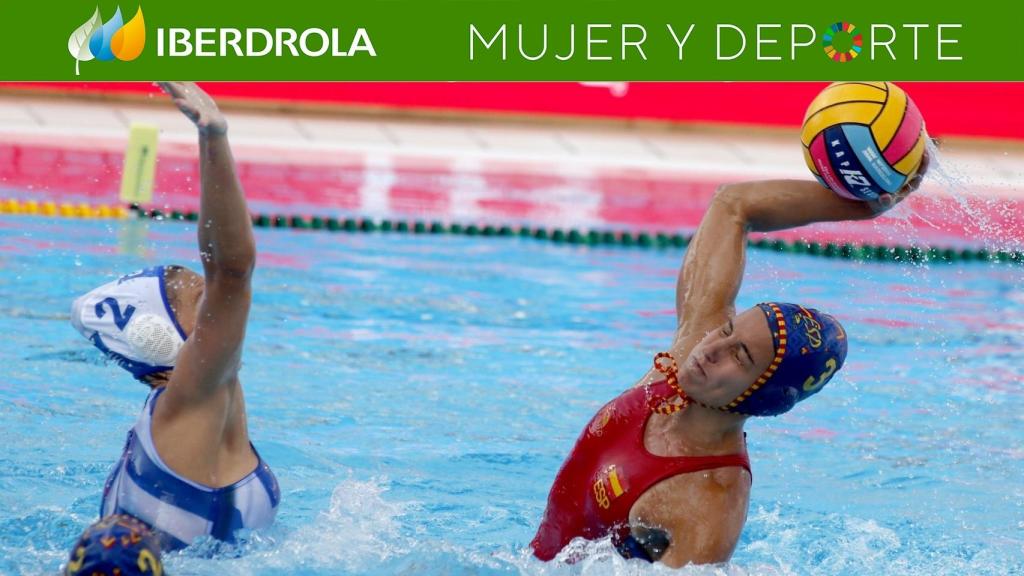 España arrasa a Francia en su debut en el Europeo