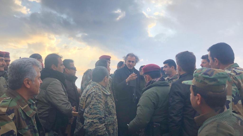 Levy, junto al apodado Tigre Negro, en el Kurdistán iraní.