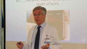 Miguel Ángel Cobos, el cardiólogo que hace electrocardiogramas con Apple Watch.