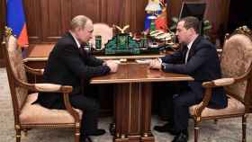 Putin y Medvédev en su reunión este miércoles