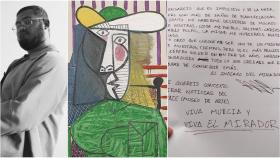 De izquierda a derecha: Shakeel Ryan Massey, el cuadro de Picasso dañado y la nota firmada.