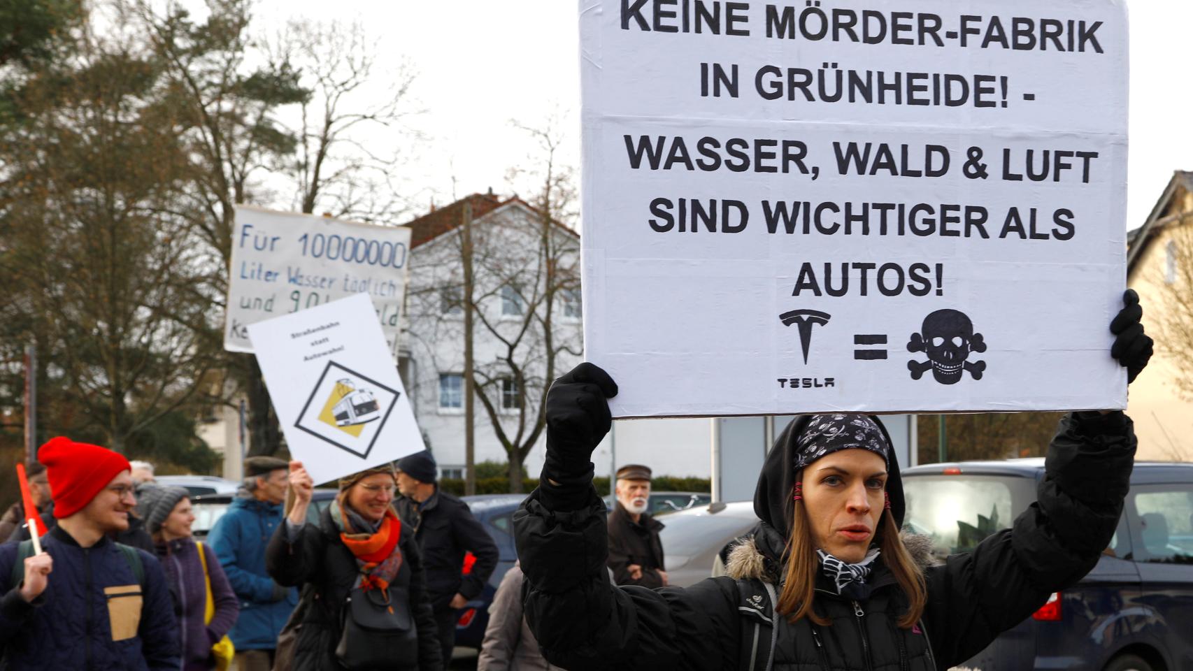 Protestas contra la apertura de la fábrica de Tesla en Alemania
