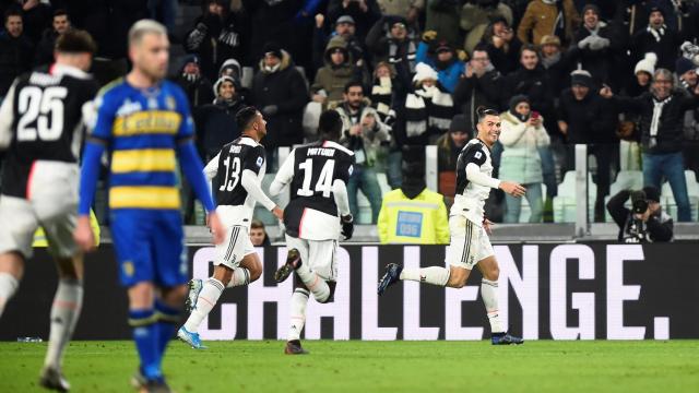 Los jugadores de la Juventus celebran un gol