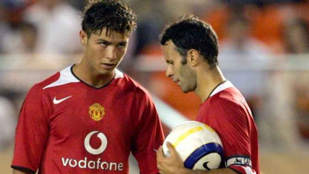 Cristiano Ronaldo y Ryan Giggs en un partido del Manchester United