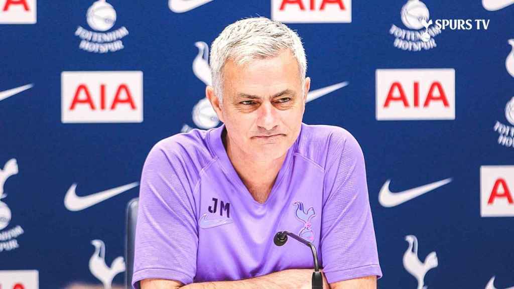 José Mourinho, en rueda de prensa con el Tottenham