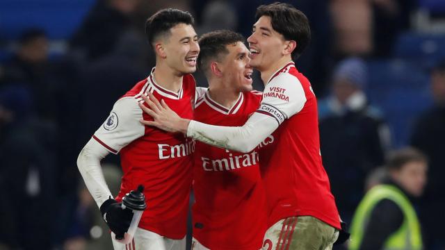 Gabriel Martinelli celebra un gol con el Arsenal