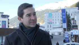 Torres saca pecho en Davos al avanzar que BBVA ha movilizado 30.000 millones en finanzas verdes