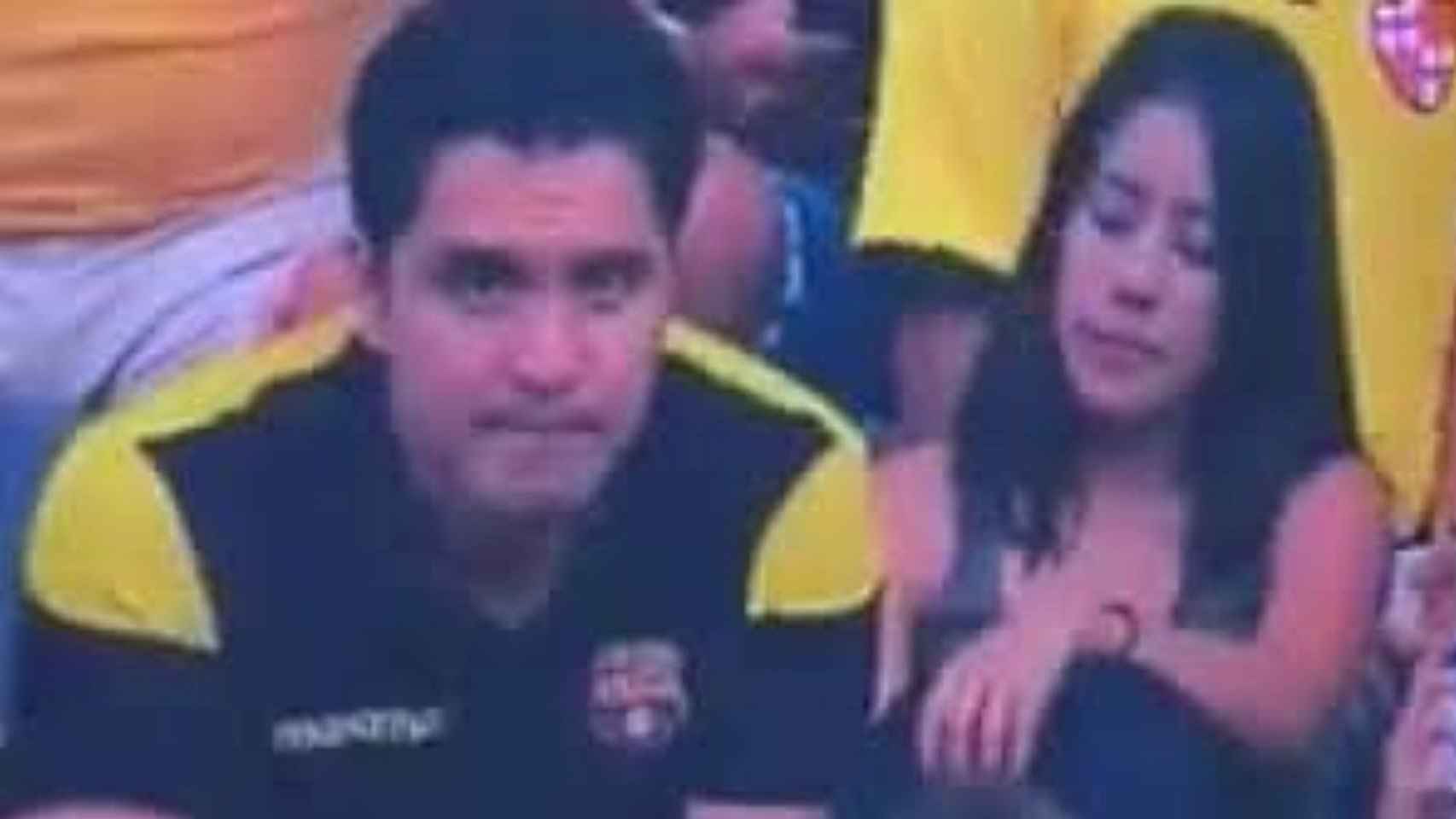 La sospechosa defensa del aficionado del Barça al que pillaron con su amante imagen