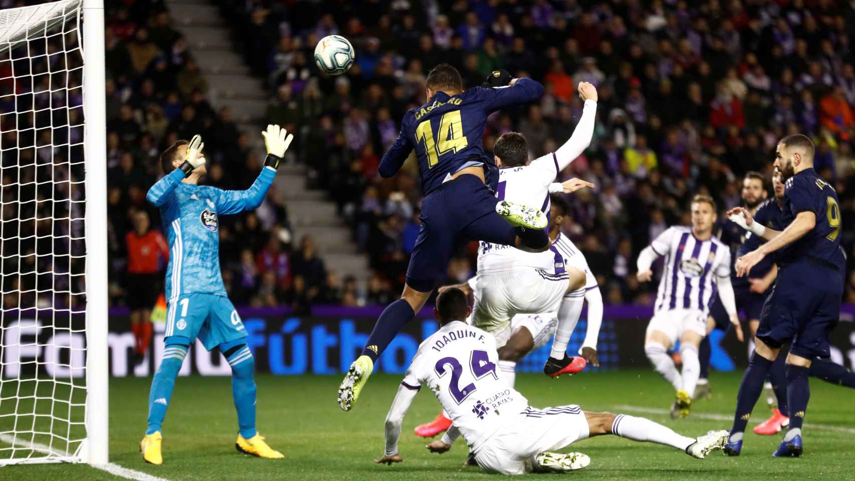 El gol anulado a Casemiro contra el Valladolid