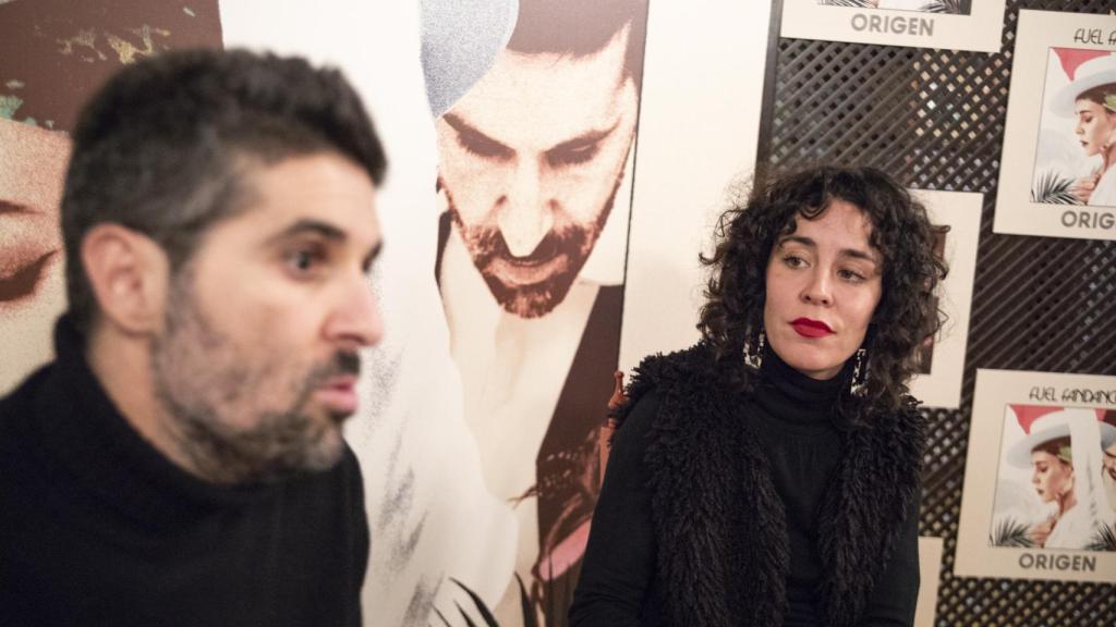 Alejandro Acosta y Nita (Cristina Manjón) en una entrevista con EL ESPAÑOL.