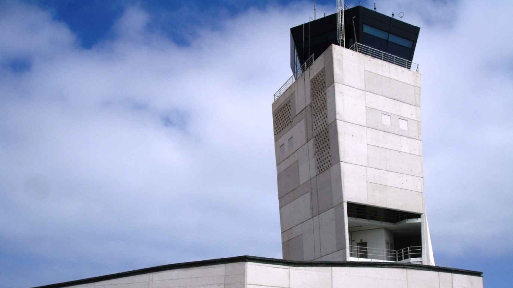 Torre de control aéreo del aeropuerto de Fuerteventura.