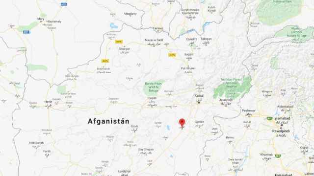 Un avión de pasajeros se estrella en el este de Afganistán