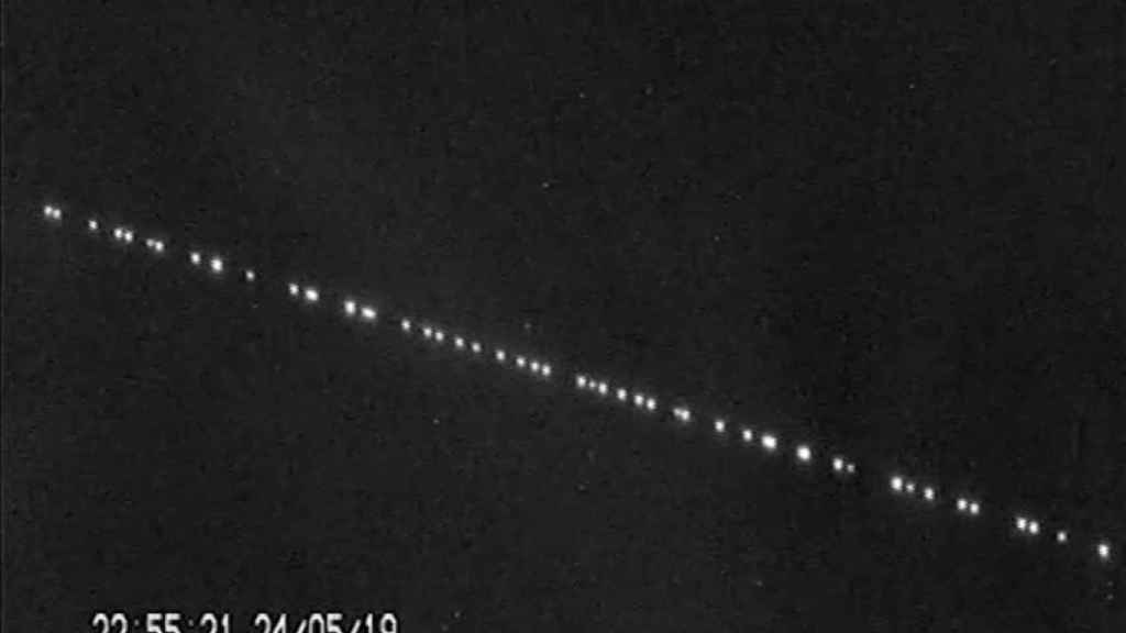 Satélites de Starlink visibles desde la Tierra