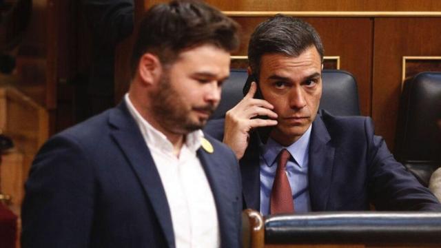 Gabriel Rufián y Pedro Sánchez en el Congreso de los Diputados.