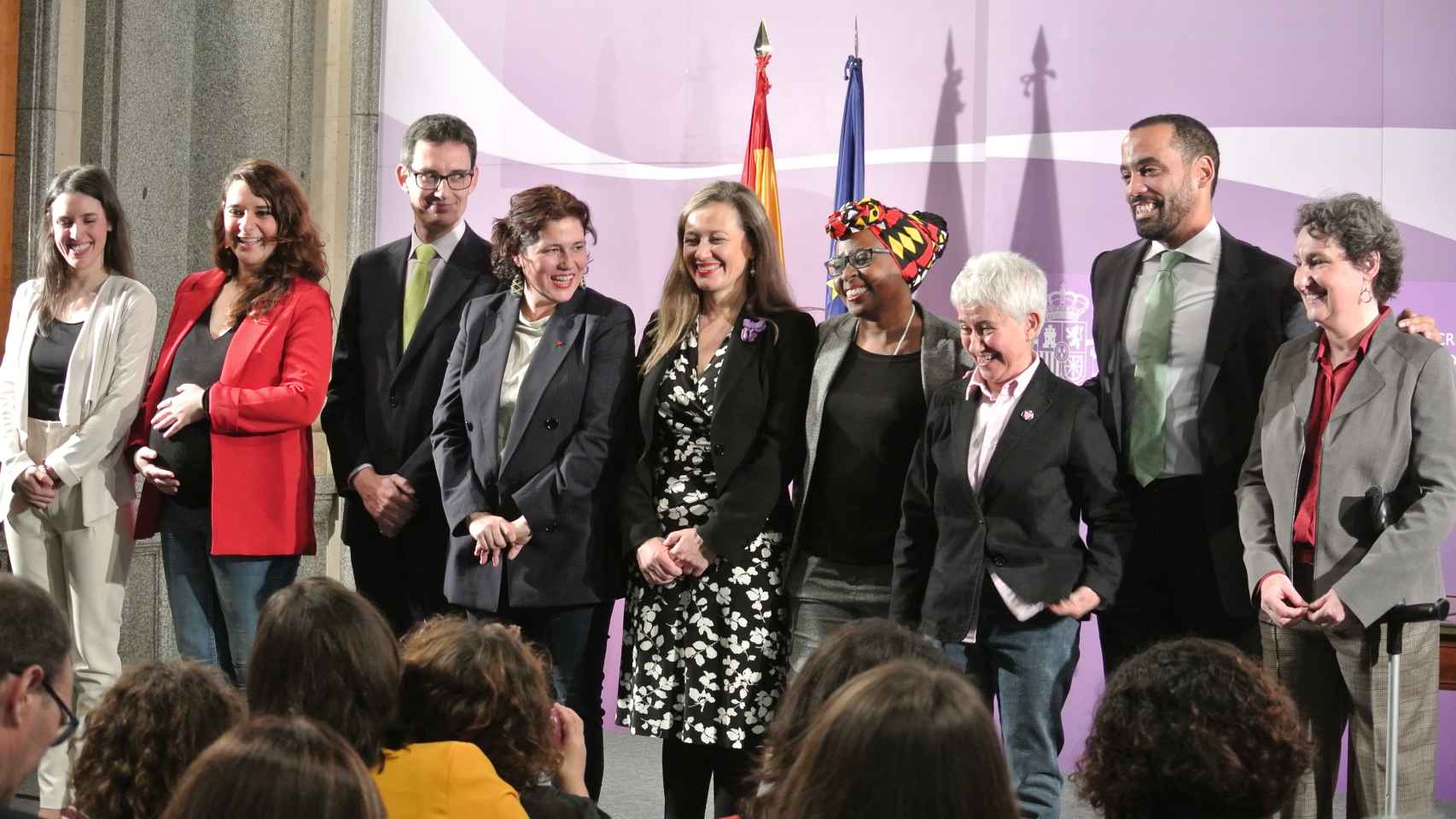 Montero, Vera, Guillén, Meyer, Rosell, Bosaho, Boti García, Sola y Gimeno, altos cargos del Ministerio de Igualdad.