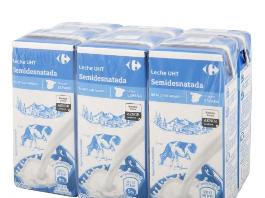 Leche de marca blanca de Carrefour.