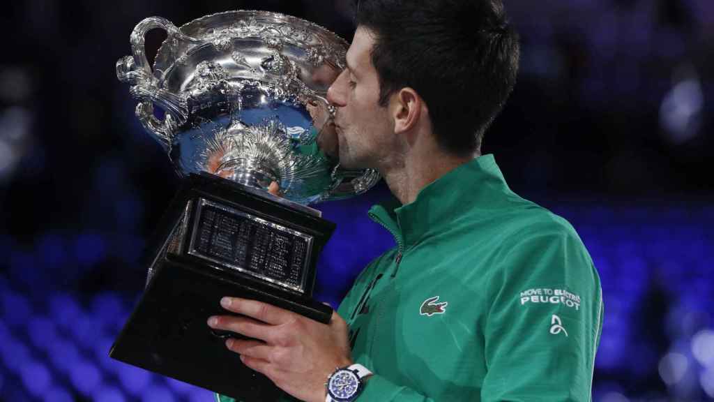 Djokovic levanta el título del Open de Australia 2020