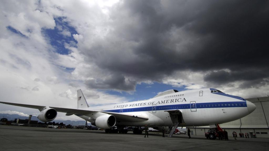 Boeing E-4B
