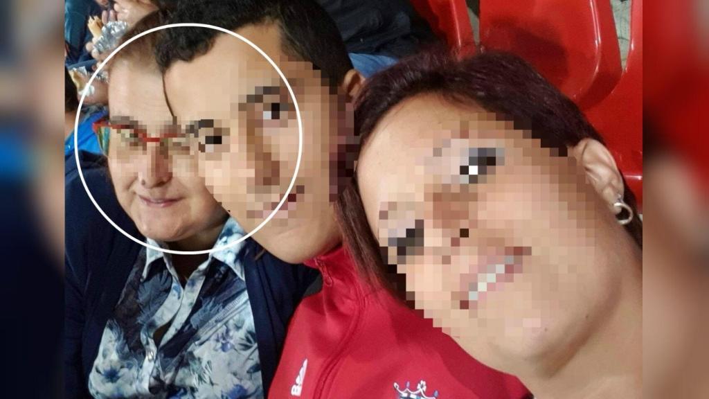 Adriana y Olga junto a Ramón, el hijo pequeño.