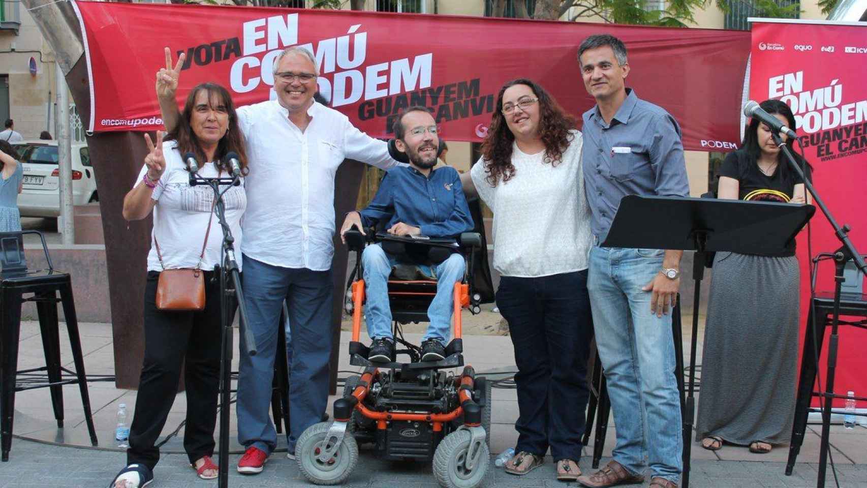 Con Echenique en un acto de Podemos