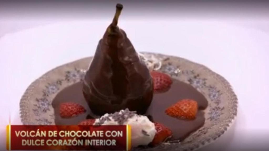 El plato de peras al vino que Rappel presentó ante Bertín Osborne.