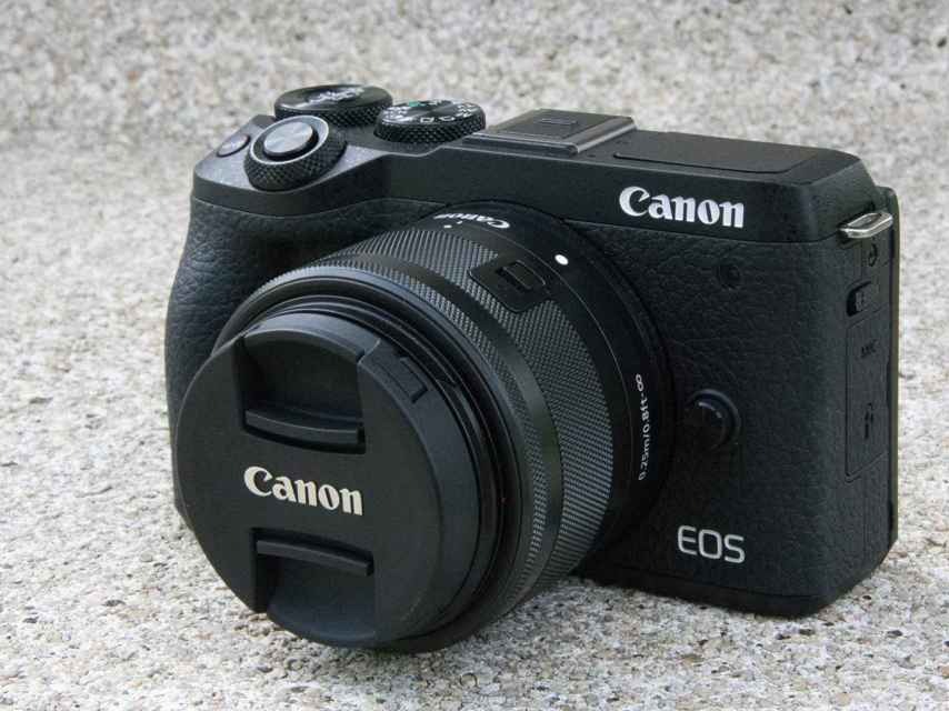 Canon EOS M6 Mark II .