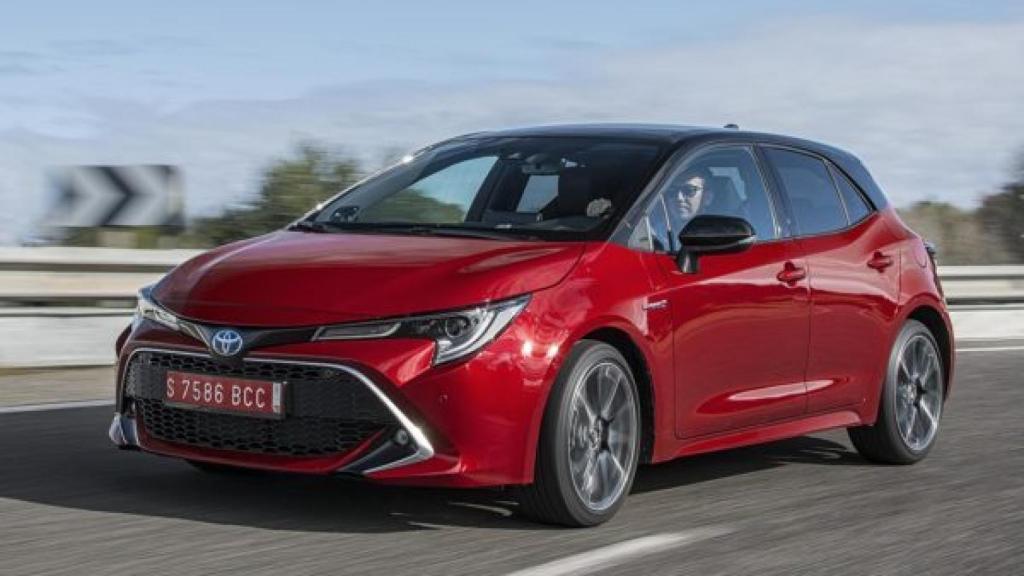 El Toyota Corolla (híbrido), emite justo 95 gr/km de CO2, al límite de lo establecido por Europa.