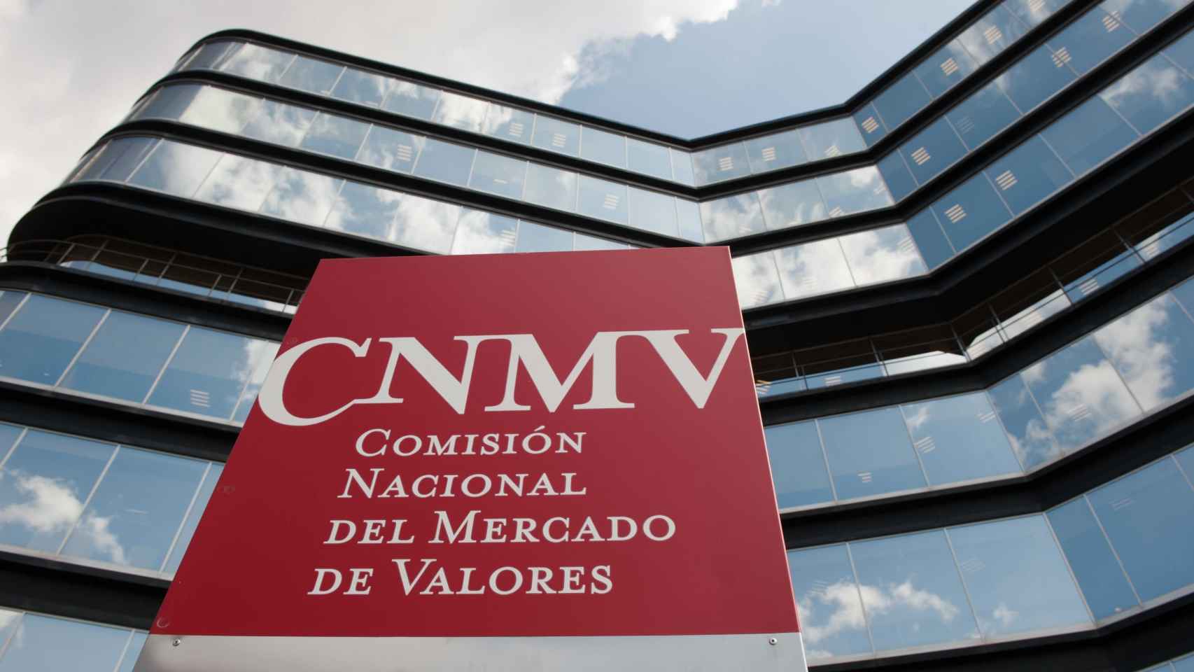 Imagen del edificio donde se ubica la CNMV en Madrid