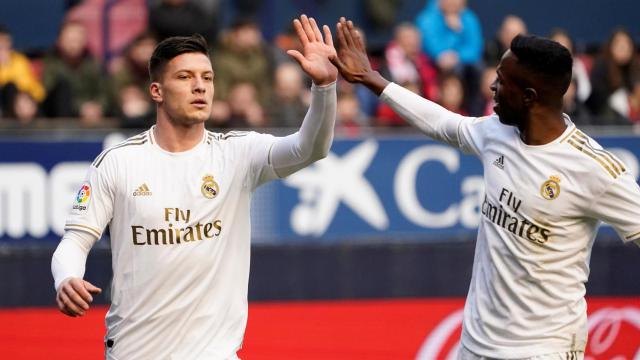 Vinicius felicita a Jovic por su gol a Osasuna