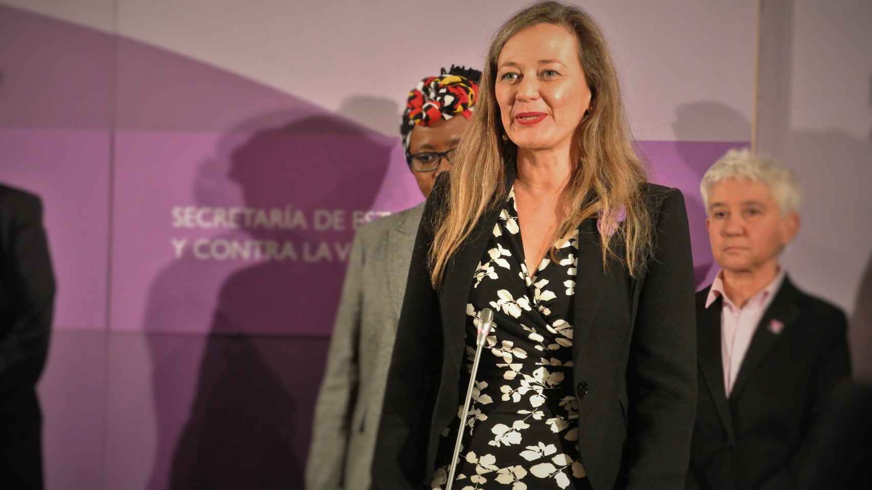 Victoria Rosell, delegada del Gobierno contra la Violencia de Género, promete su cargo en el Ministerio de Igualdad.