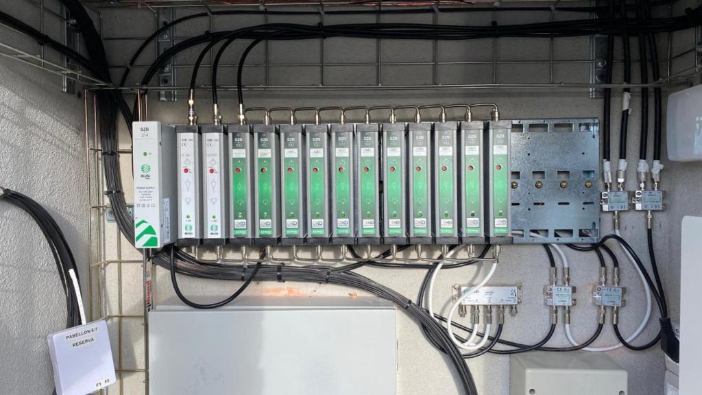 Amplificadores monocanales, pieza necesaria para adaptar las antenas.