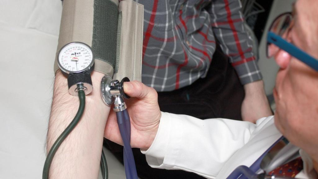 Qué es la hipertensión o presión arterial alta: causas, síntomas y tratamientos