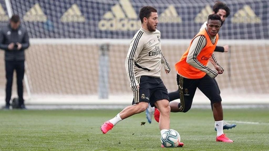 Eden Hazard y Vinicius Junior, durante el entrenamiento