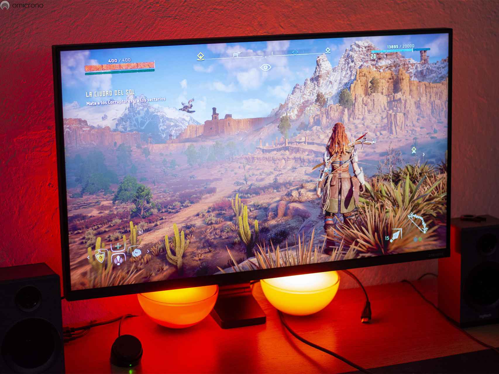 Samsung Space Monitor ejecutando el videojuego 'Horizon Zero Dawn'.