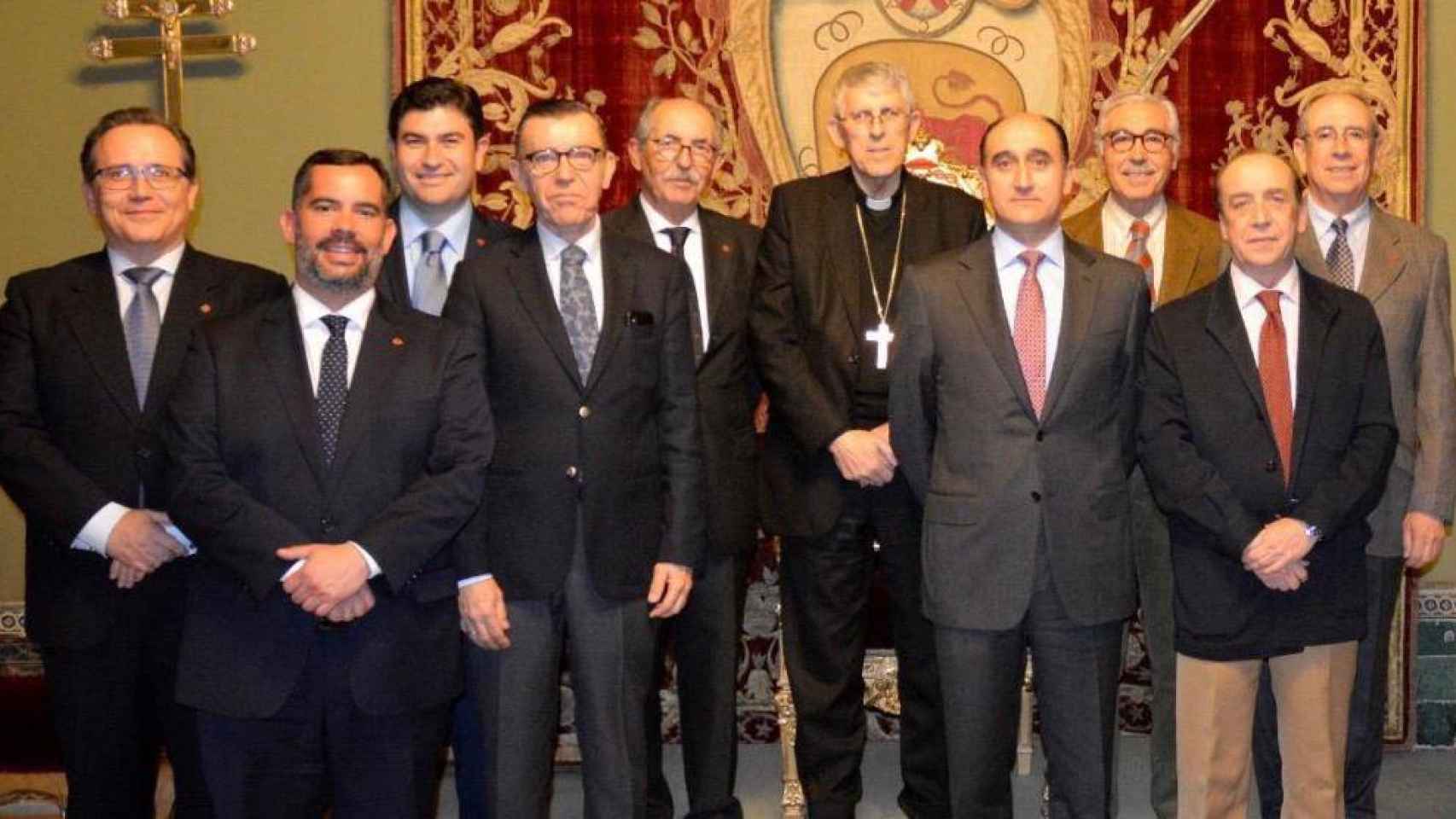 Los Caballeros del Santo Sepulcro despidieron al arzobispo Rodríguez con un sencillo homenaje