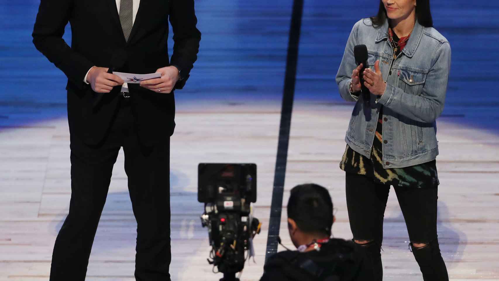 Pau Gasol, durante su discurso antes del 'Rising Stars Challenge' de la NBA