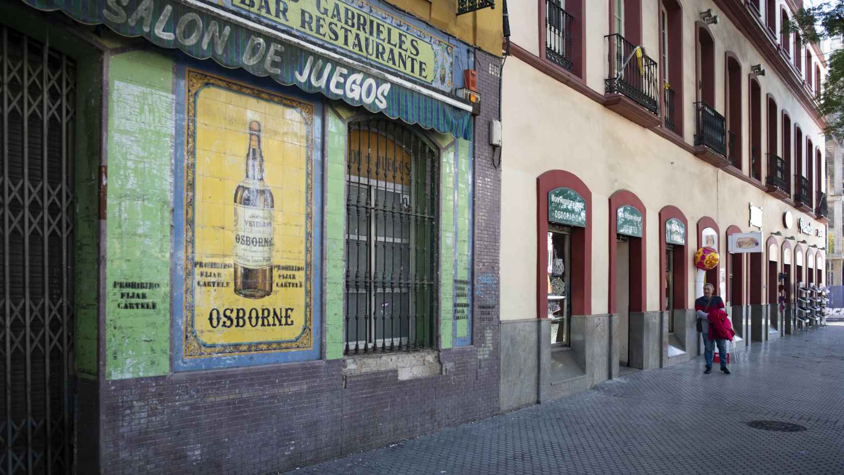 Antigua localización del pub Arny en Sevilla, hoy reconvertida en una tienda de regalos.