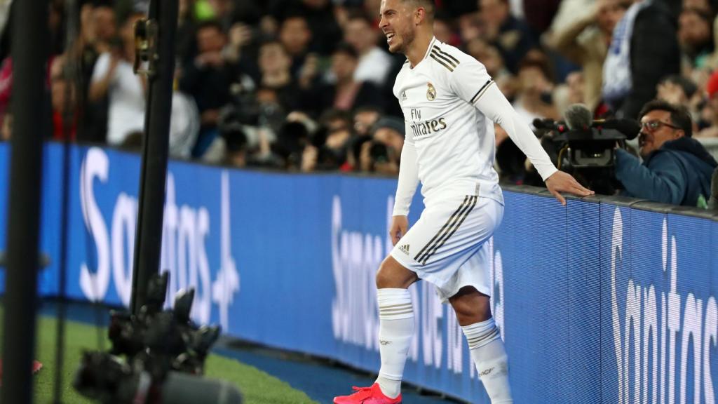 Eden Hazard tras una ocasión en la que estuvo cerca de hacer gol