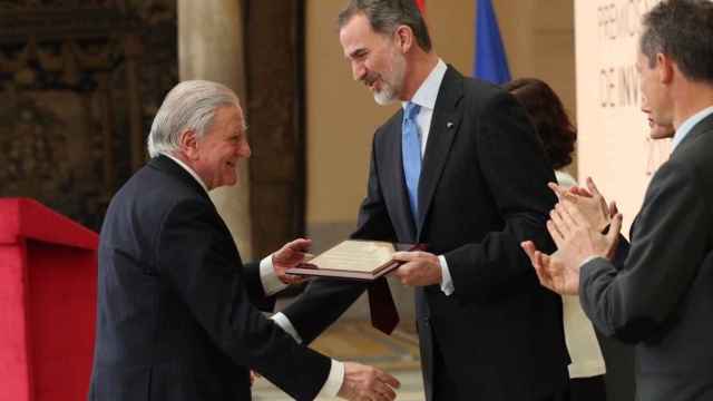 El Rey Felipe entrega el Premio Nacional 'Gregorio Marañón' de Investigación 2019 (categoría Medicina) al cardiólogo Valentín Fuster.