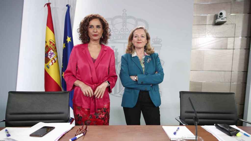 María Jesús Montero y Nadia Calviño.